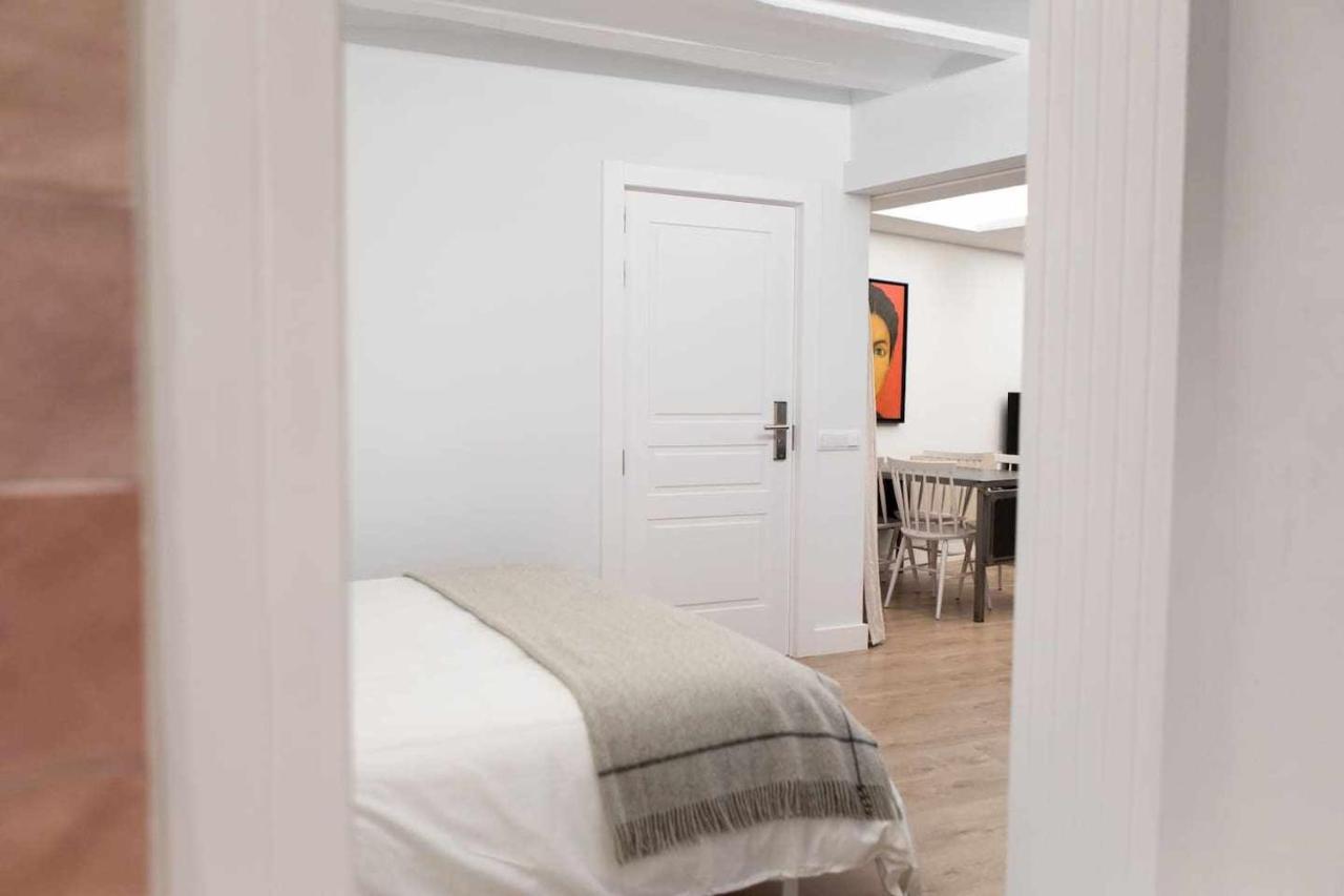 Esencia Del Casco Antiguo Apartment Logrono Exterior photo